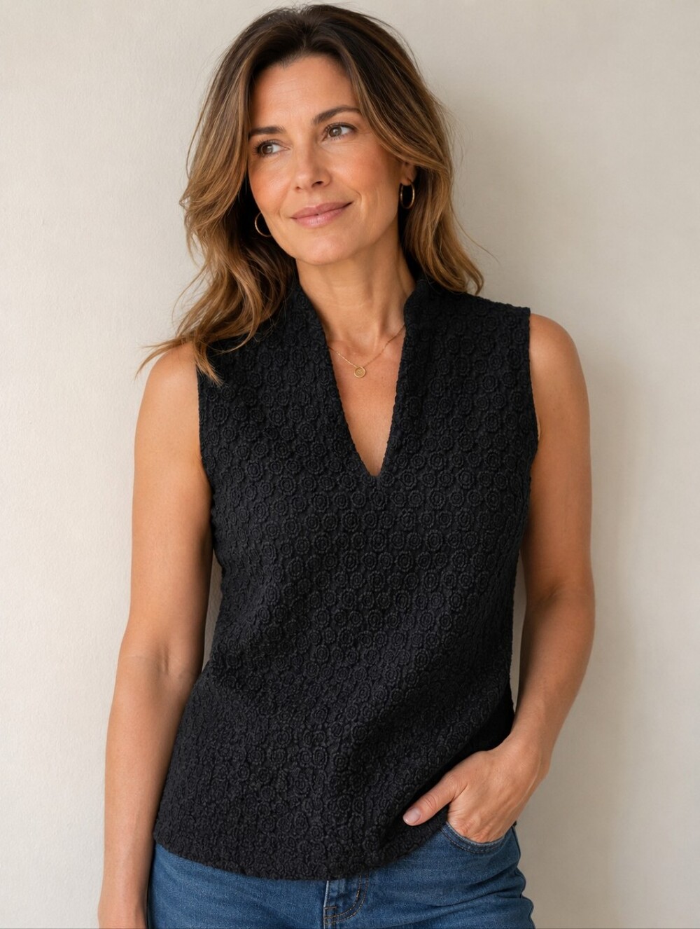 Acorn Black Textured  Vintage 90s  Sleeveless Top.Mandarin Split Neck Medium